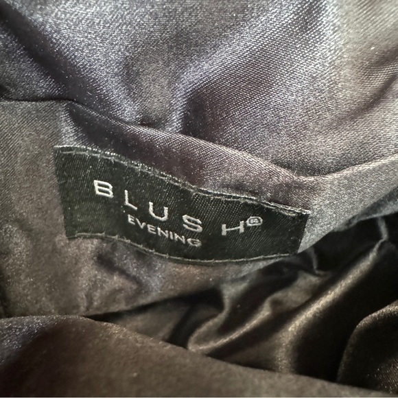 Black Satin Evening Bag Silver Hardware Chain Strap Wristlet Shoulder Purse - Picture 10 of 12